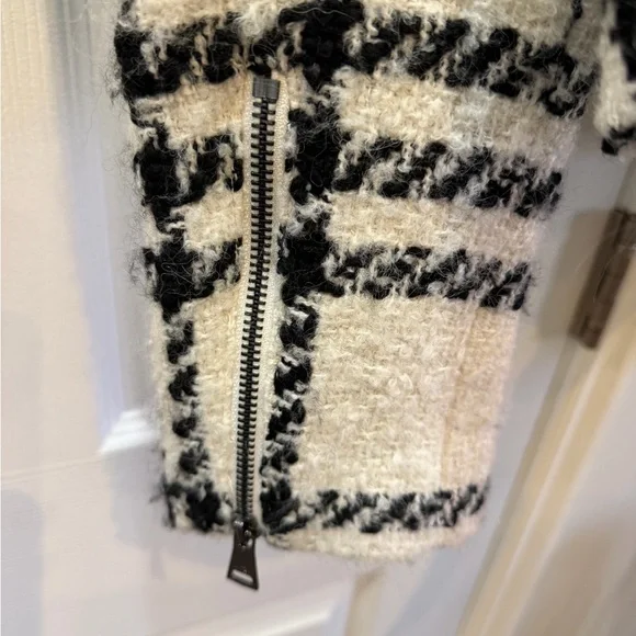 Ted Baker Black and White Plaid Cropped Jacket - Picture 9 of 11